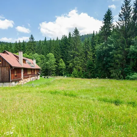 Exklusives Ferienhaus Am Waldrand - Ideal Fuer Familien & Freunde Horská chata