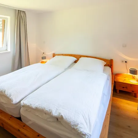 Exklusives Ferienhaus Am Waldrand - Ideal Fuer Familien & Freunde