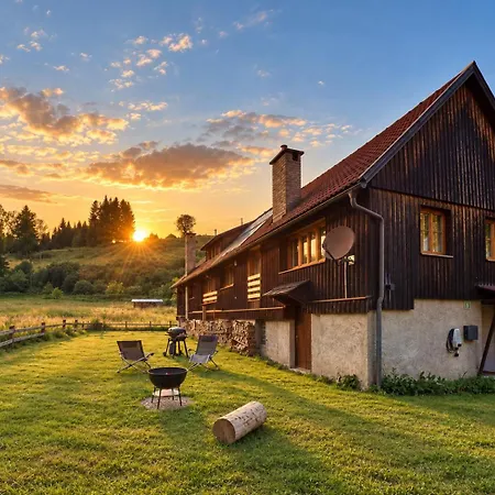 Alpesi faház Auerling, Am Wald Mit Sauna, Kamin & Garten