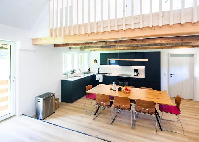 Exklusives Am Waldrand - Ideal Fuer Familien & Freunde