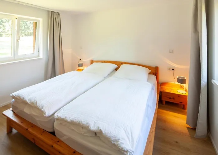 Exklusives Am Waldrand - Ideal Fuer Familien & Freunde